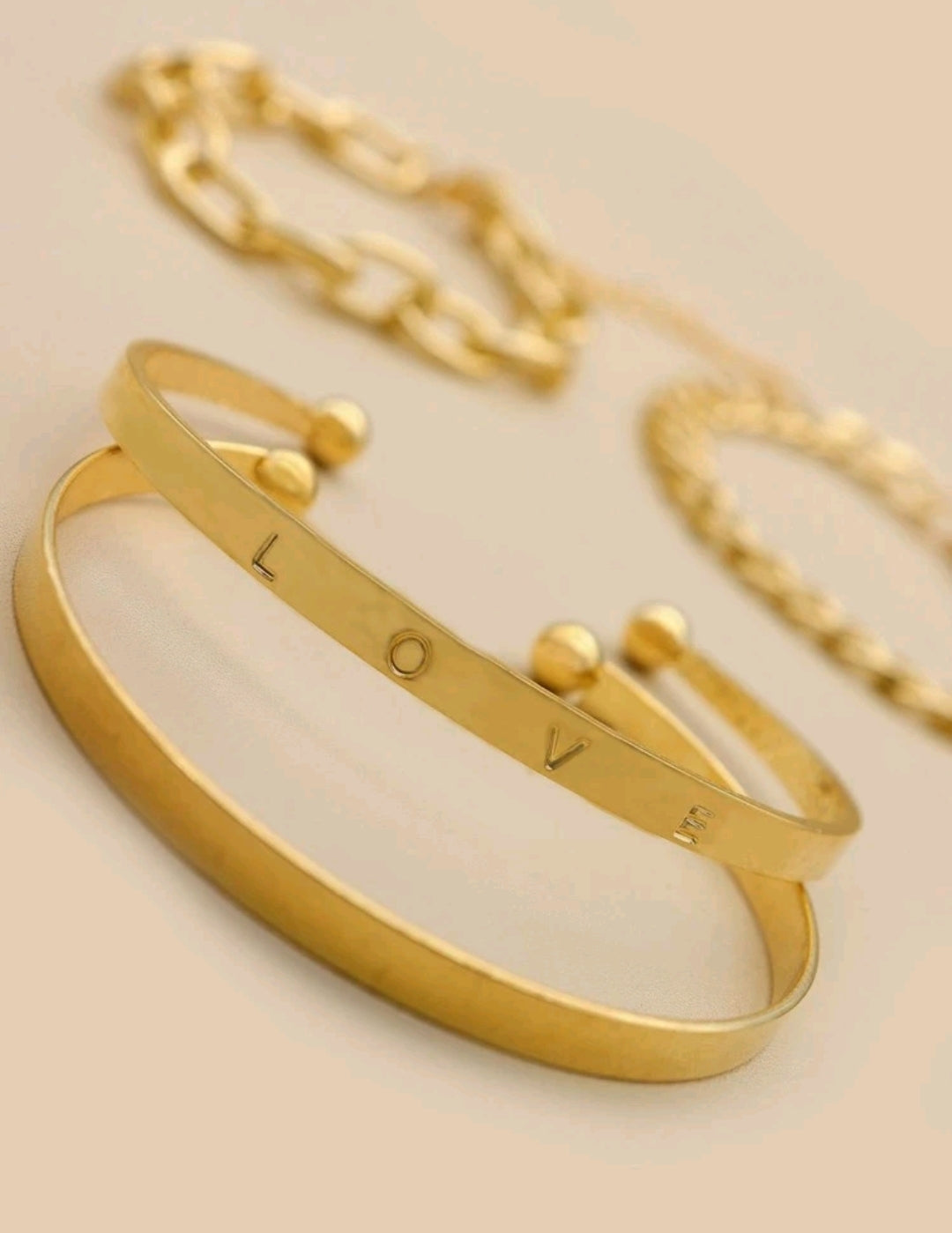 Love Gold Bracelet Set