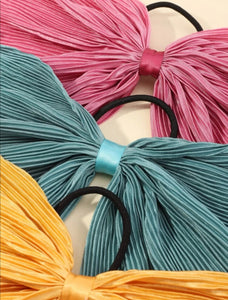 Pleated Bow Scrunchies